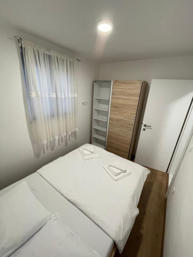 Holiday Home “Marko” With Heated Pool! นิน ภายนอก รูปภาพ