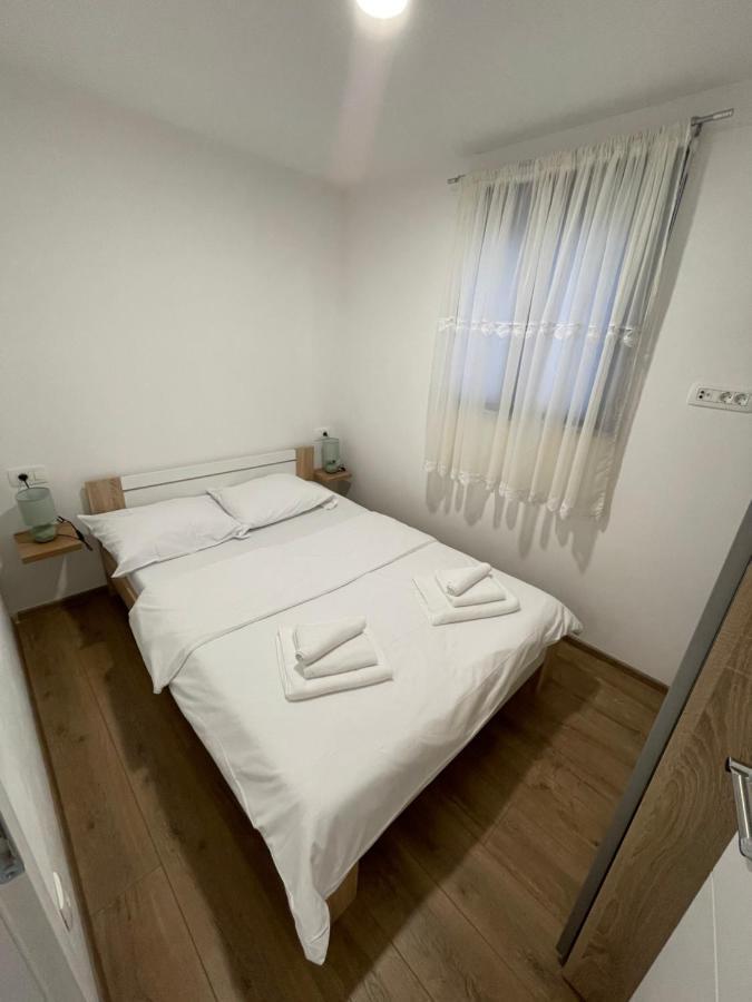 Holiday Home “Marko” With Heated Pool! นิน ภายนอก รูปภาพ